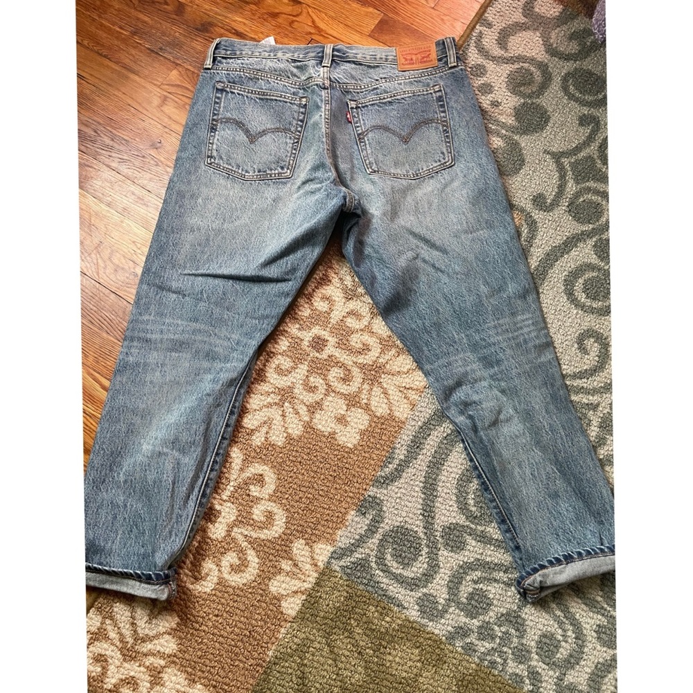 Levi's white oak wedgie fit jeans